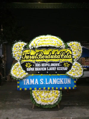 Papan Bunga Duka di Teritih